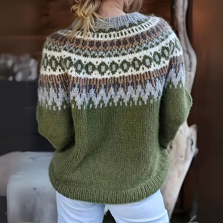 IVORY SAIGE | COMFORTABLE ELEGANT SWEATER
