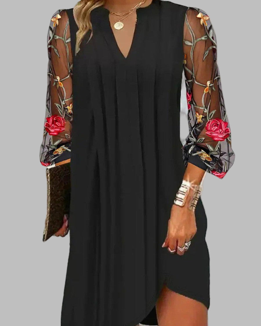 Renée | Elegant Long Dress for Women with Embroidered Sleeves
