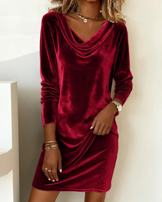 Kathleen - Loose Fitting Velvet Dress