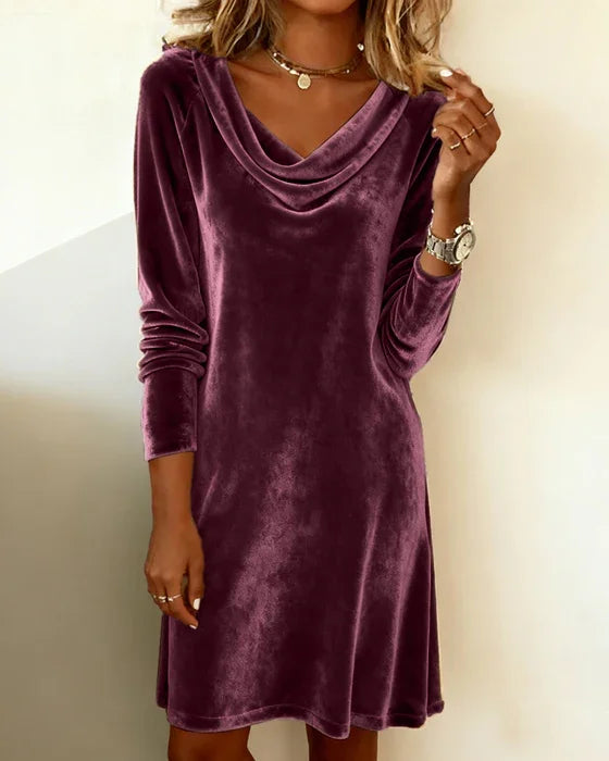 Kathleen - Loose Fitting Velvet Dress