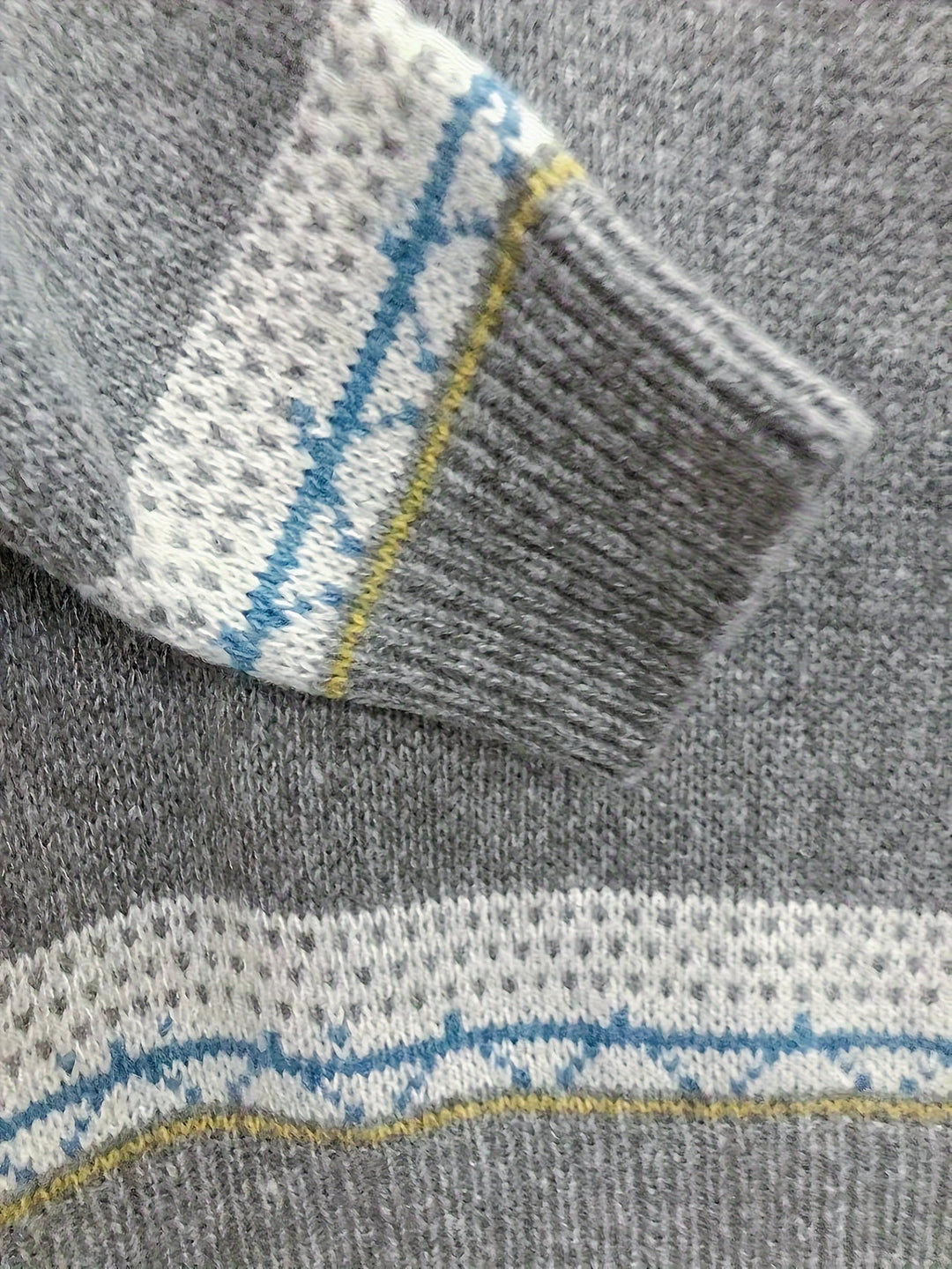 IVORY SAIGE | COMFORTABLE ELEGANT SWEATER