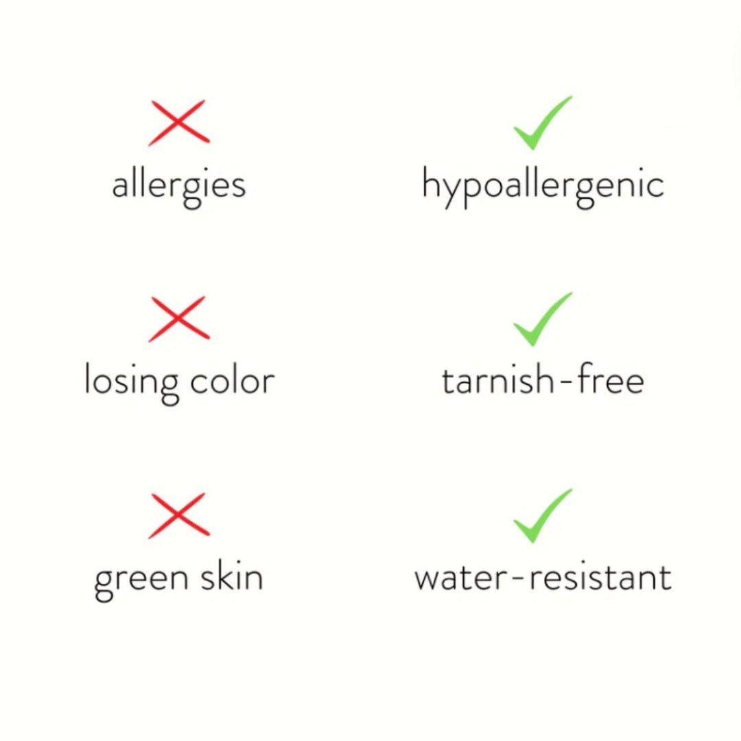 Mary - Emerald Green Layered Ring