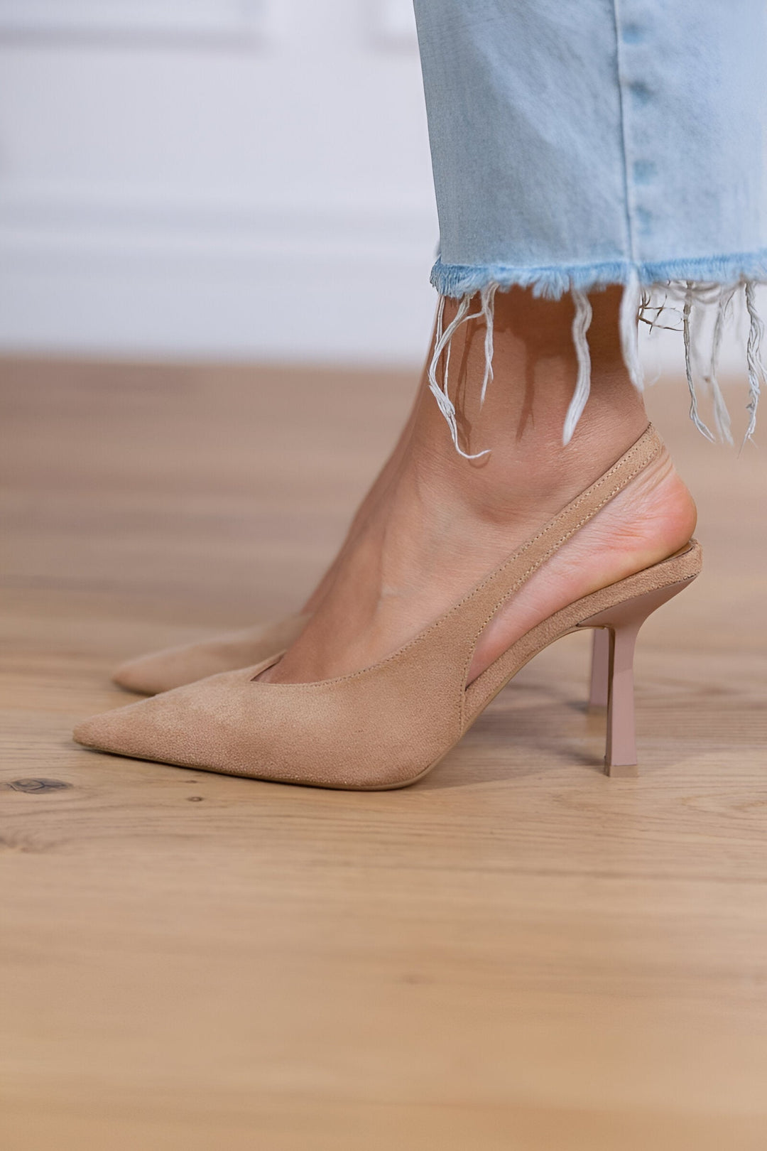 Noémie – Nude Slingback Heels